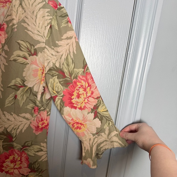 VTG Fairy Coquette 100% Silk Ruffle Blouse Size S P Sage Green Romantic Floral - Picture 5 of 16